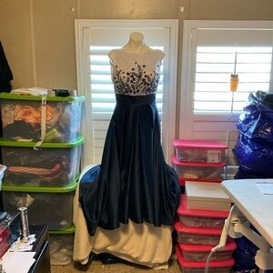 Elegant Navy Blue Embroidered Wedding Dress
